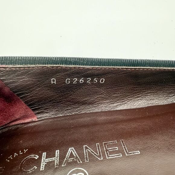 Chanel CC Cap Toe Ballet Flats EU 40 US 9-9.5 Black Quilted Leather Bow Shoe - Picture 9 of 13